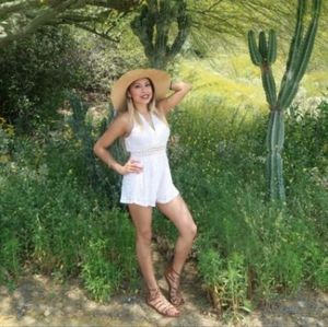 Meet your Posher, Jasmin